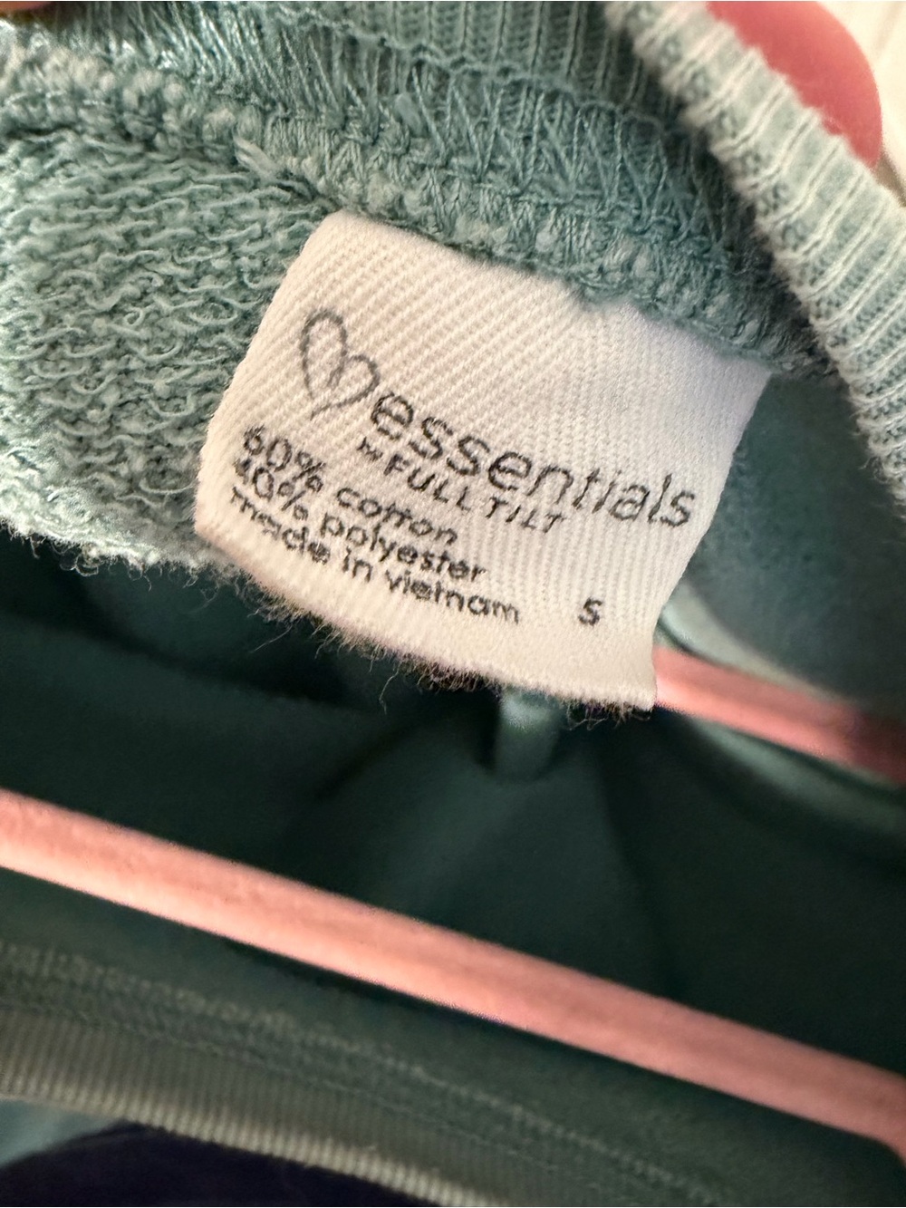 Full Tilt Essentials Women’s Oversized Crewneck Sweatshirt - Picture 3 of 3